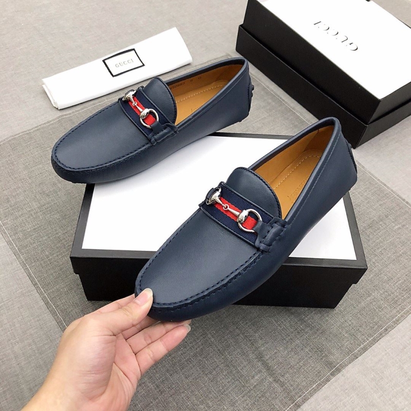 G*u*i leather shoes